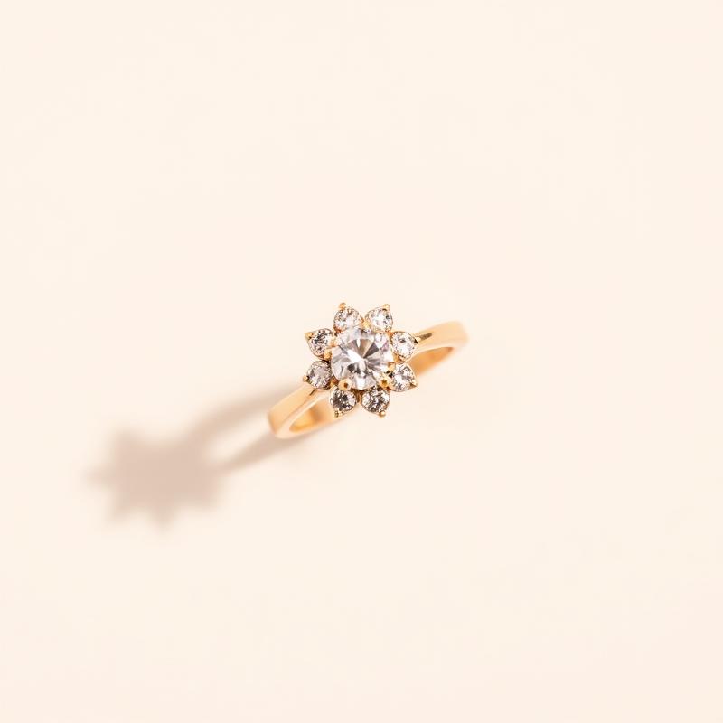 The Solitaire Bloom